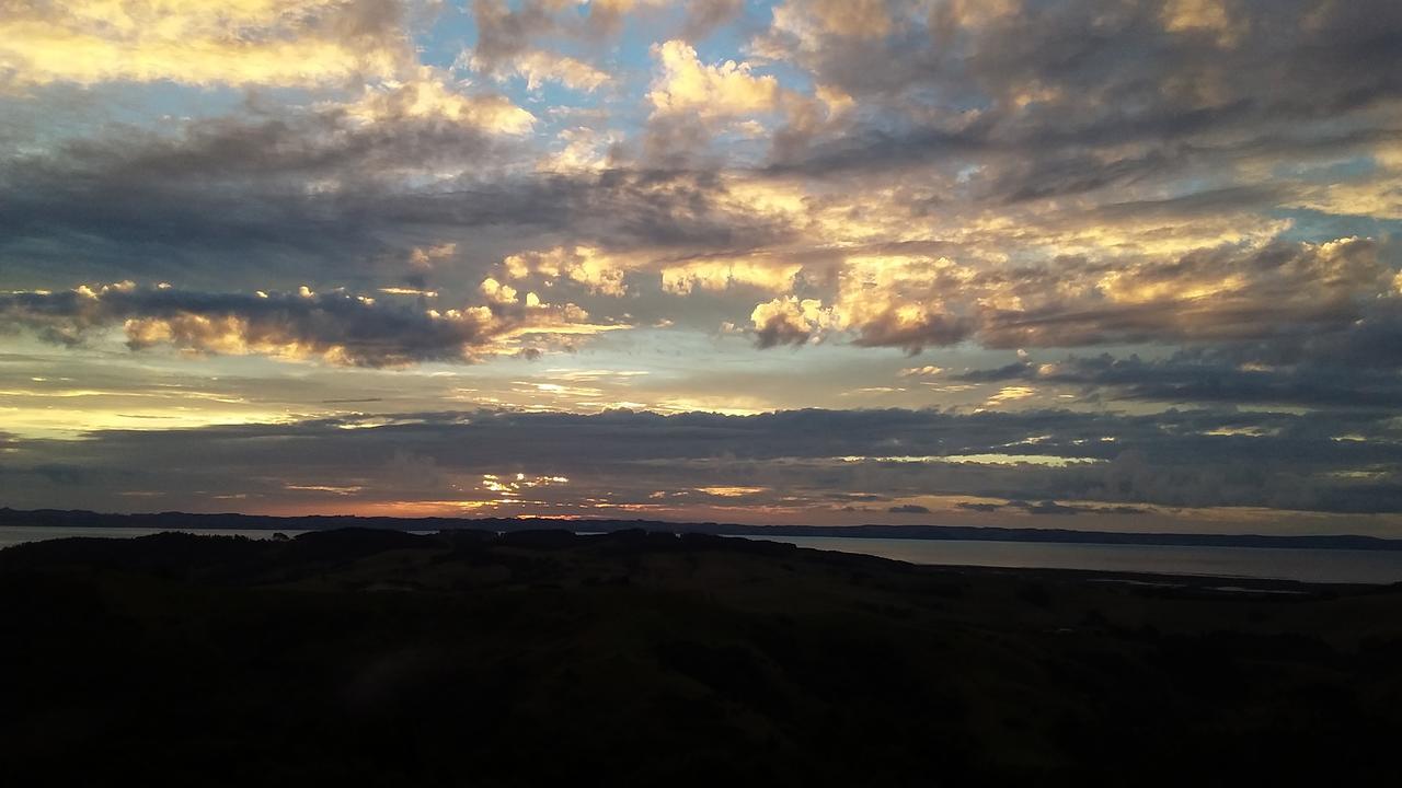 Kaipara Views Eco Lodge Glorit Luaran gambar
